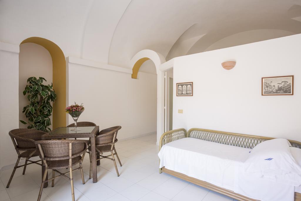 Appartamenti Casa Del Sole Sant'Angelo  Εξωτερικό φωτογραφία