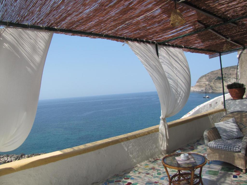 Appartamenti Casa Del Sole Sant'Angelo  Εξωτερικό φωτογραφία